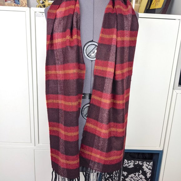 NEW Red Plaid Wool Scarf - Picture 3 of 7